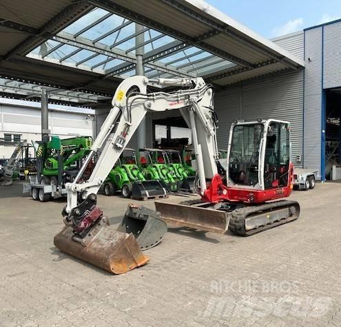 Takeuchi TB 370 حفارات وسط 7 طن - 12 طن