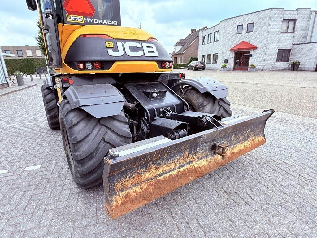 JCB Hydradig 110W حفارات بعجل