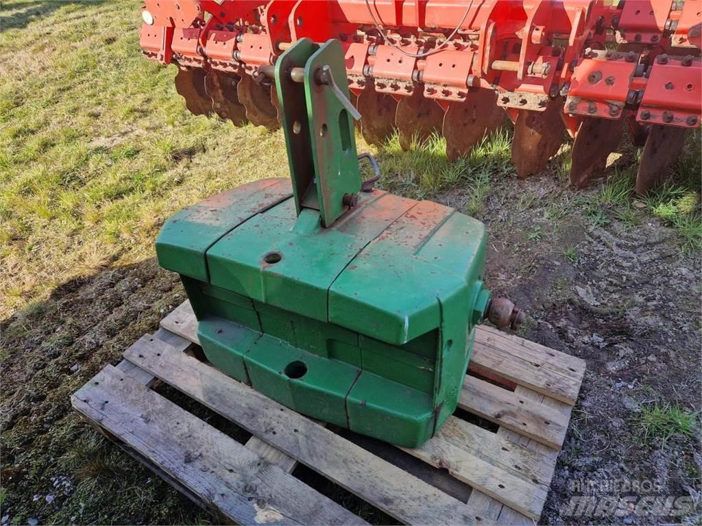 John Deere 900 kg ملحقات أخرى للجرارات