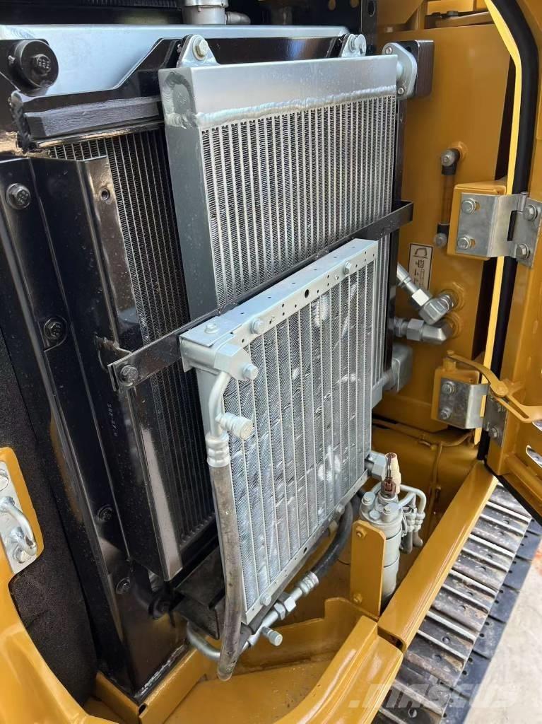 CAT 305.5 حفارات صغيرة أقل من 7 طن (حفارات صغيرة)