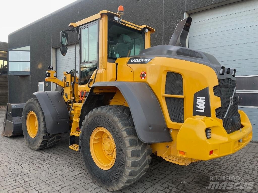 Volvo L60H لوادر بعجل