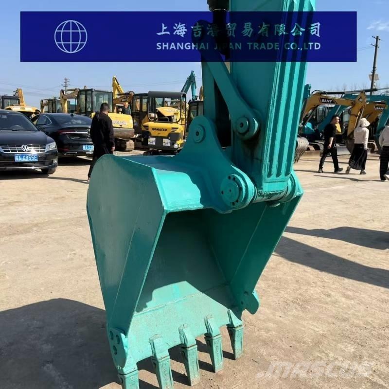 Kobelco SK 75 حفارات زحافة