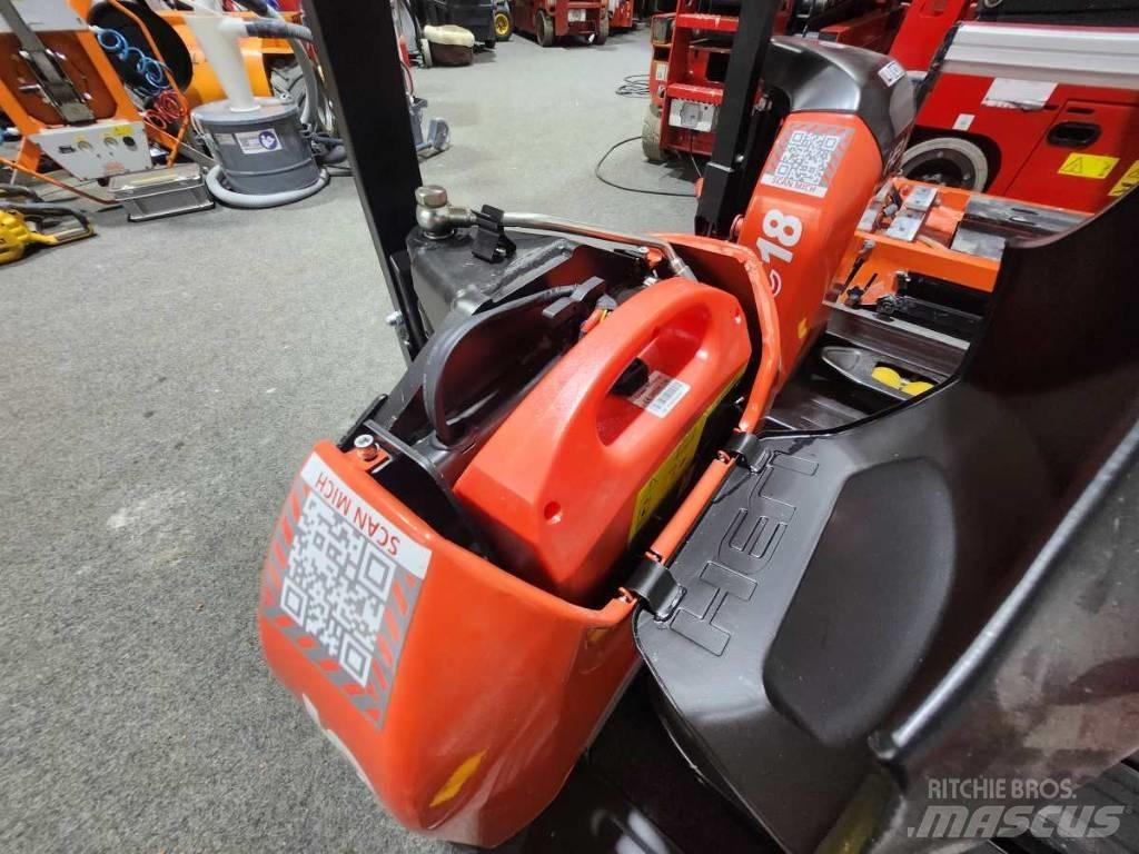 Heli CBD 18J L13 شاحنات مناولة ذات منصة نقالة يدوية