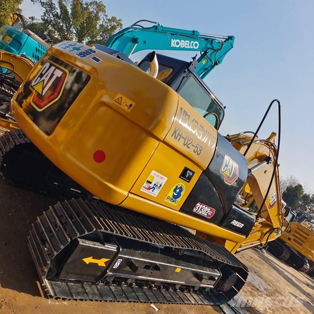CAT 313 D حفارات زحافة
