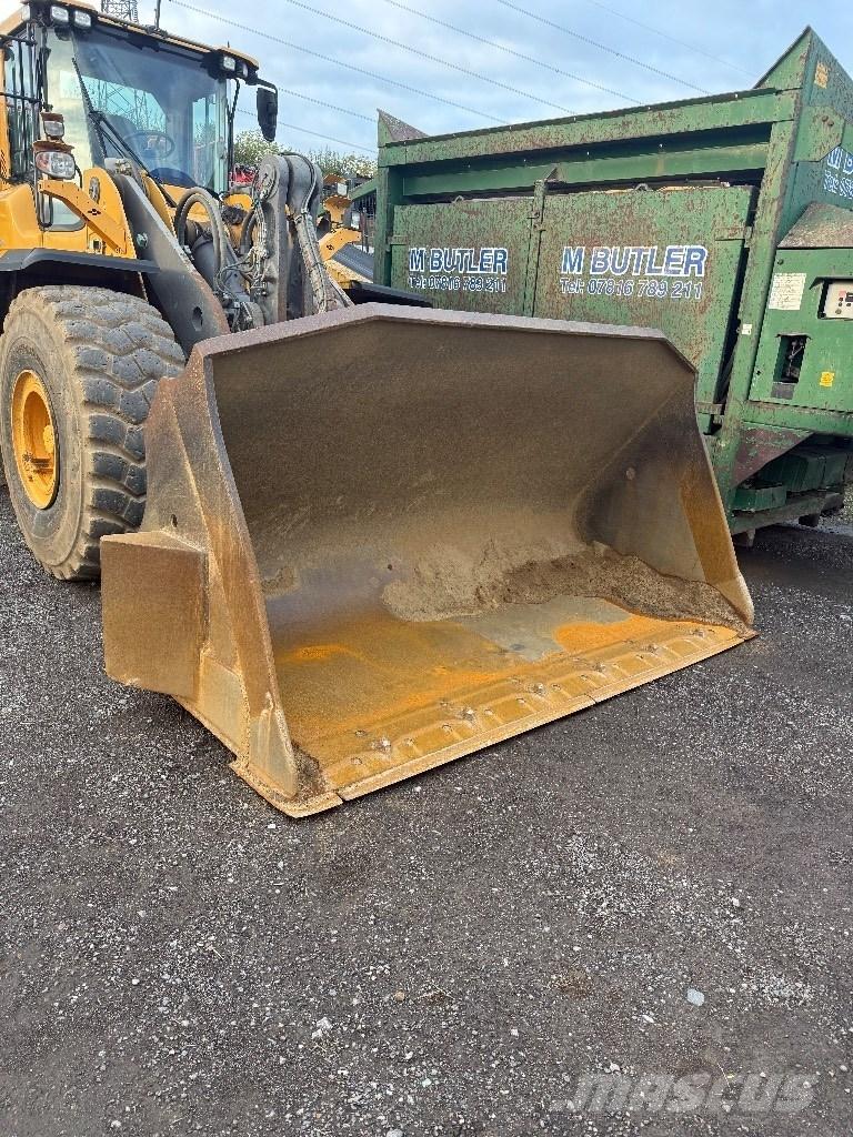 Volvo L 150 H لوادر بعجل