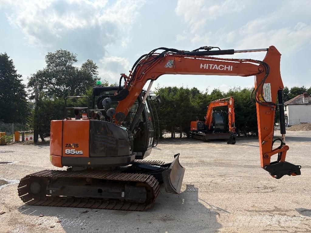 Hitachi ZX 85 US-6 حفارات وسط 7 طن - 12 طن