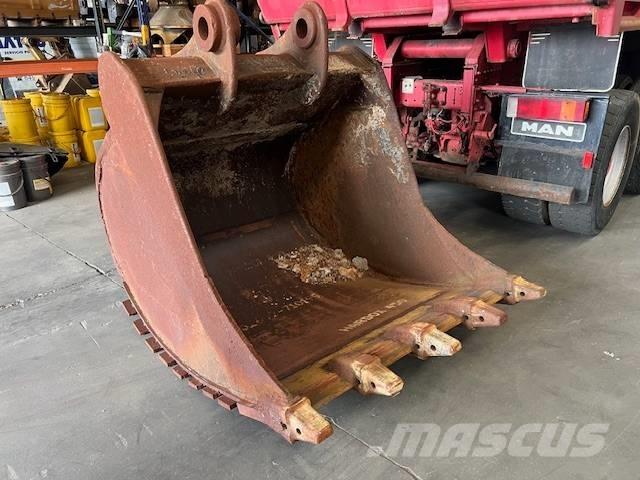 CAT 330 دلاء