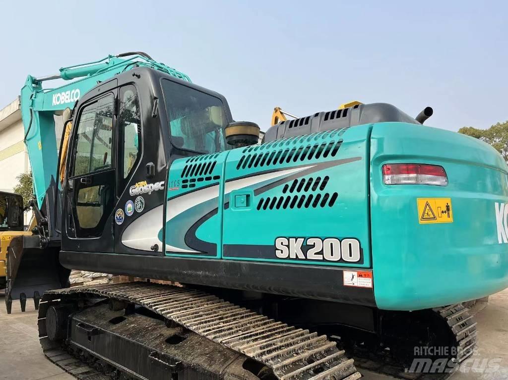 Kobelco SK 200 حفارات زحافة