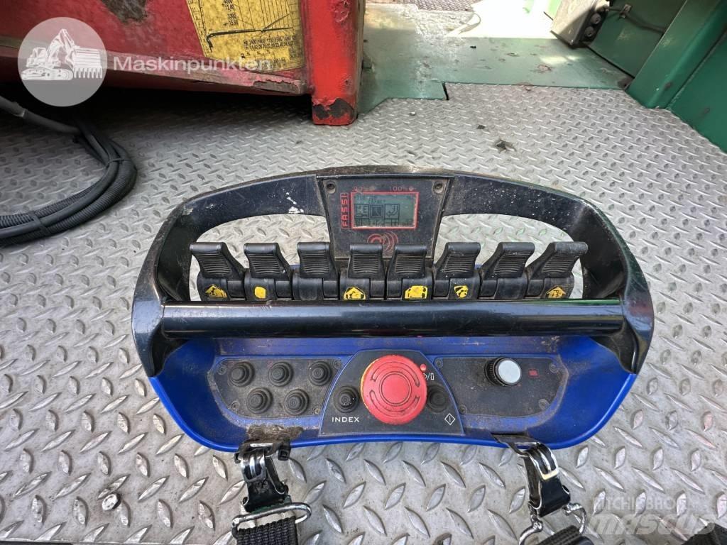 Scania R 440 LB شاحنات الرافعات