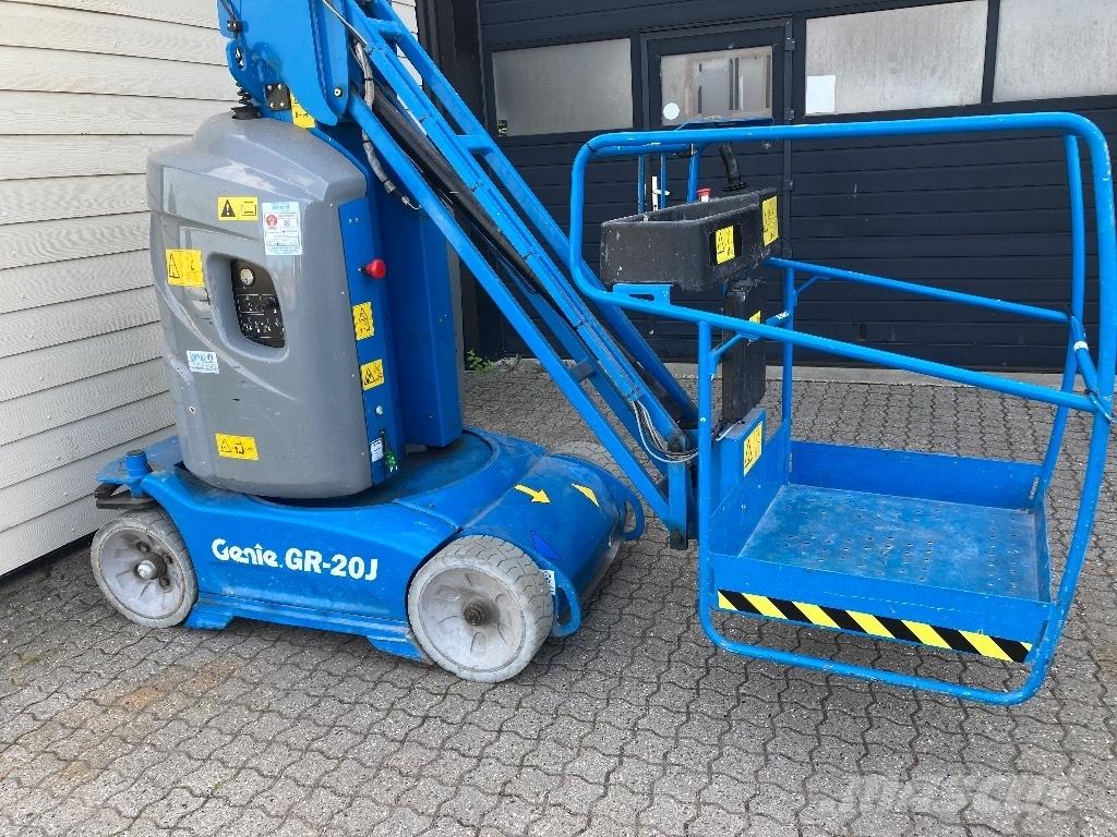 Genie GR 20 J رافعات السارية الرأسية