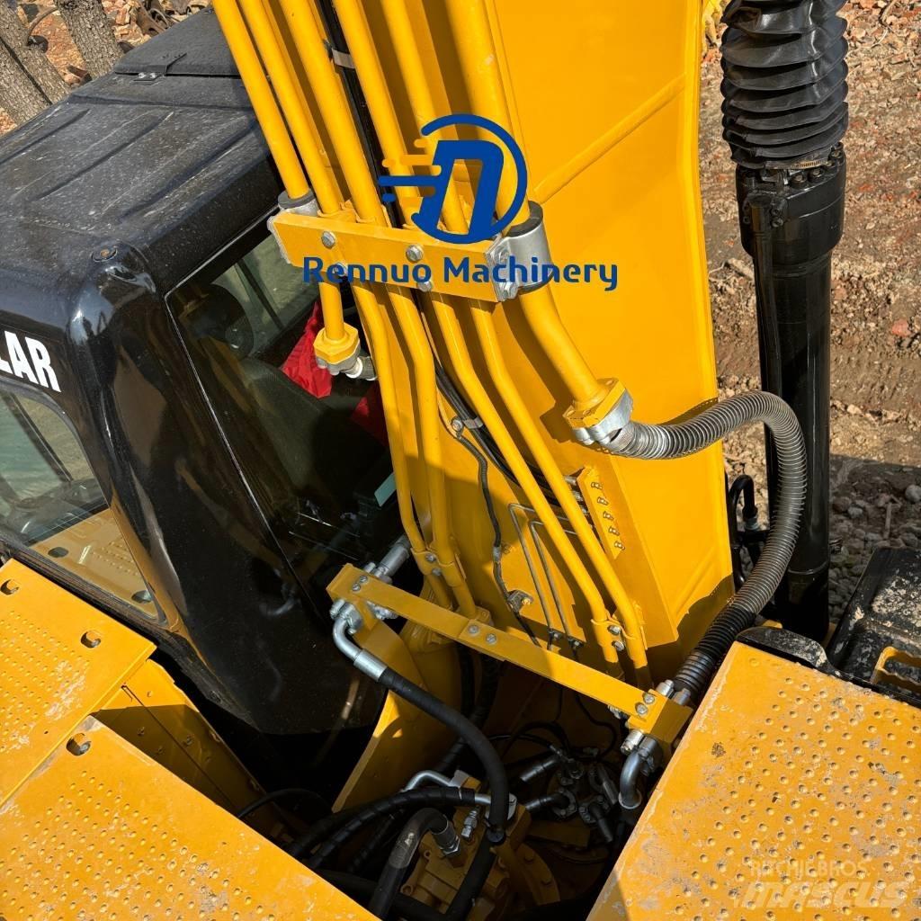 CAT 320D حفارات زحافة