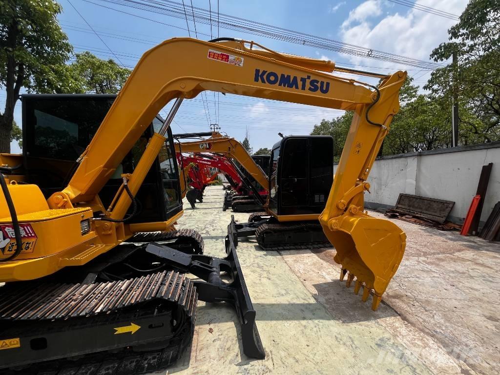 Komatsu PC 70 حفارات زحافة