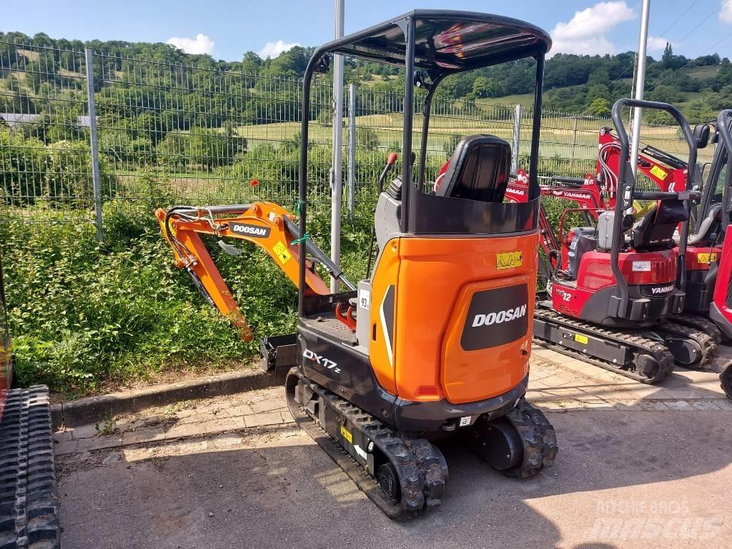 Develon DX 17 Z حفارات صغيرة أقل من 7 طن (حفارات صغيرة)