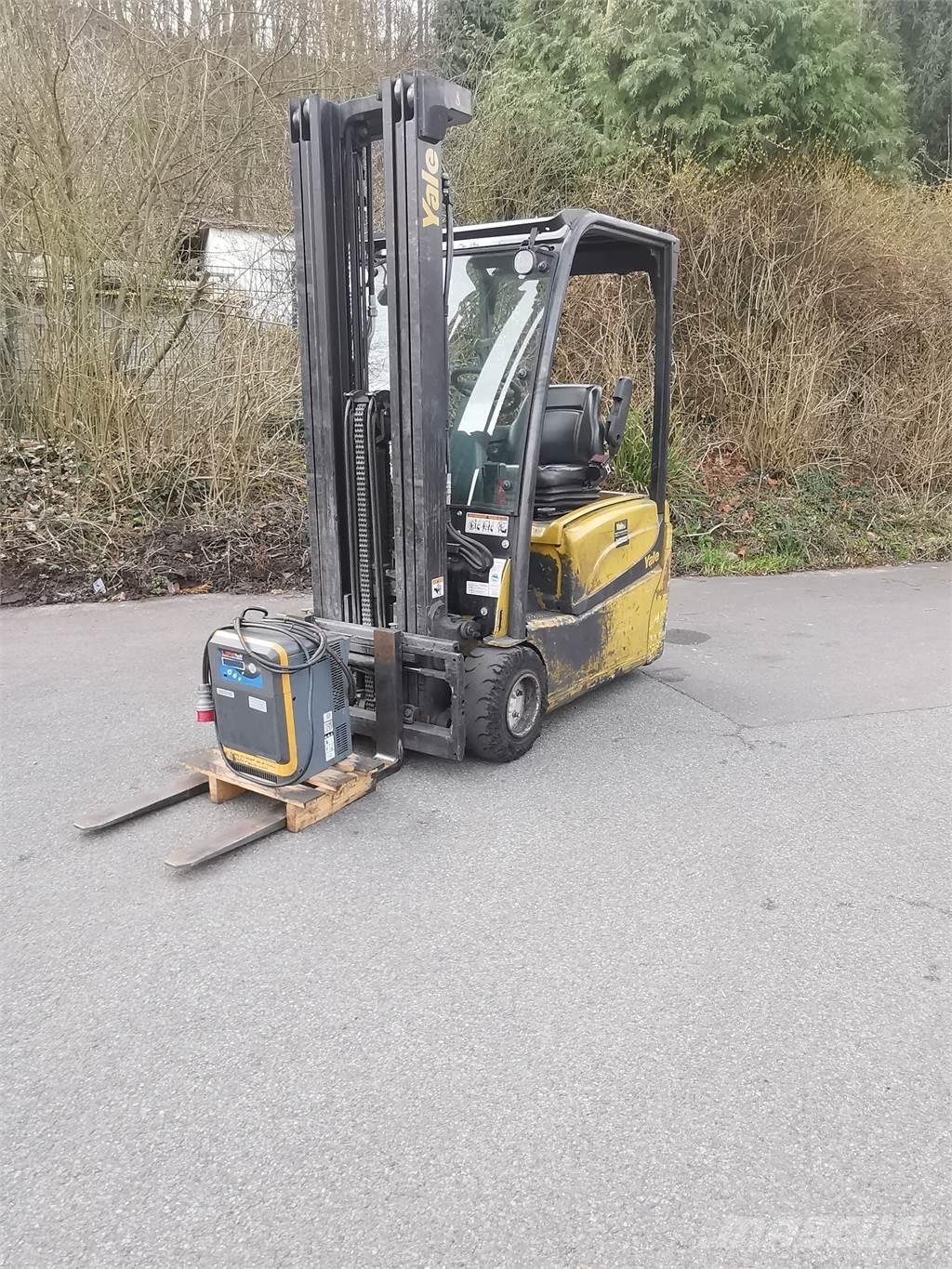 Yale ERP20VT MWB شاحنات ذات رافعات شوكية تعمل بالكهرباء