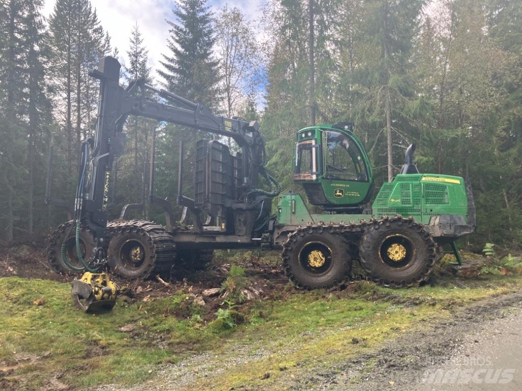 John Deere 1910G شاحنات