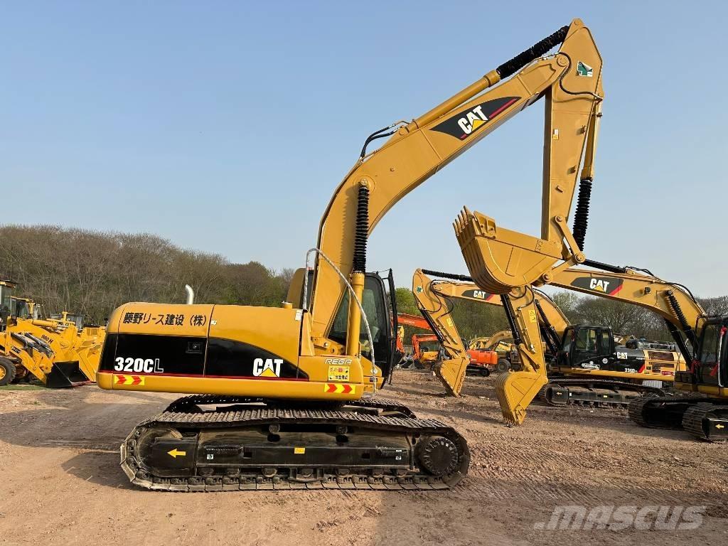CAT 320 C L حفارات زحافة