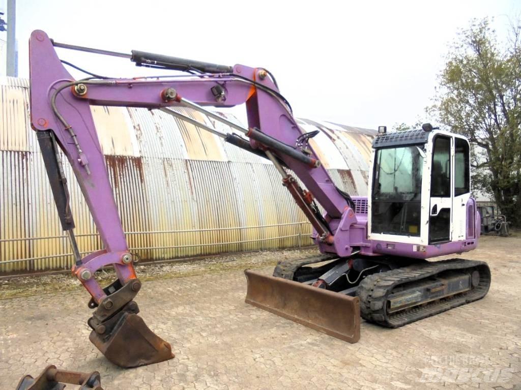 Hanix H 75 C حفارات وسط 7 طن - 12 طن