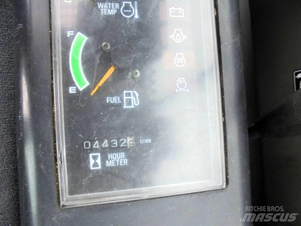 Hanix H 75 C حفارات وسط 7 طن - 12 طن