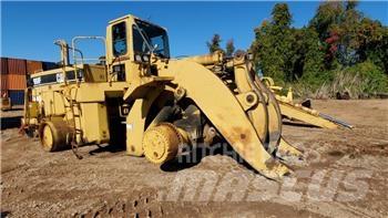 CAT 988 F II لوادر بعجل