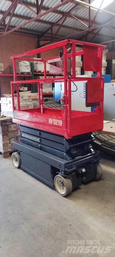 SkyJack Sjiii3219 رافعات مقصية الشكل
