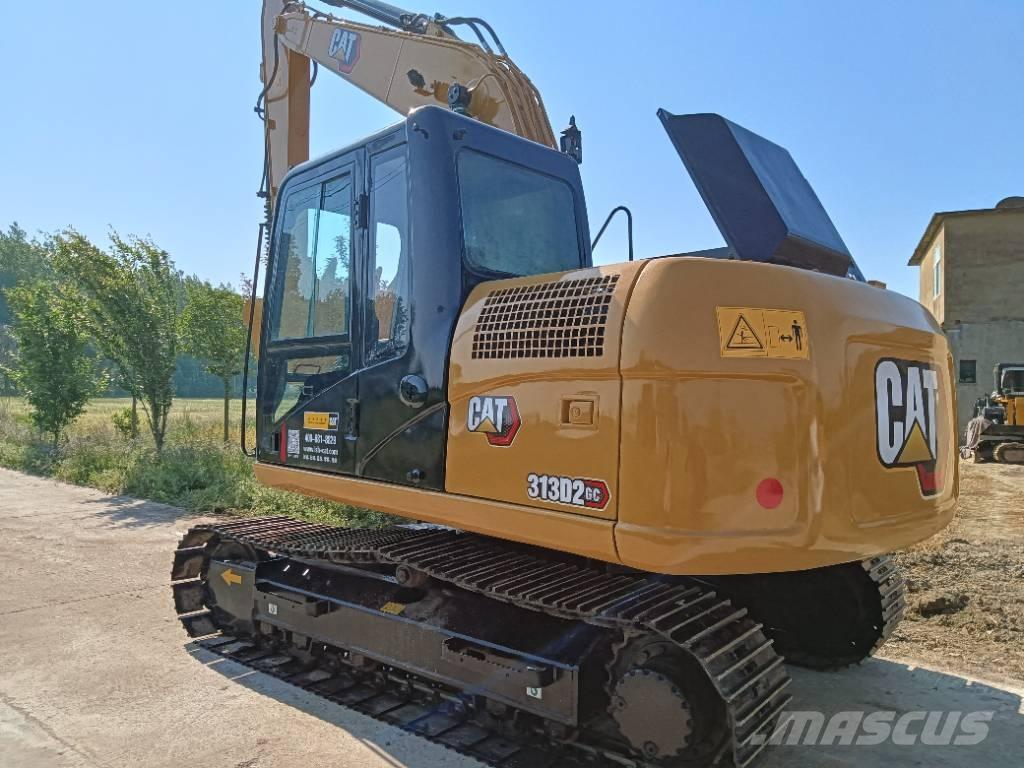 CAT 313 حفارات زحافة