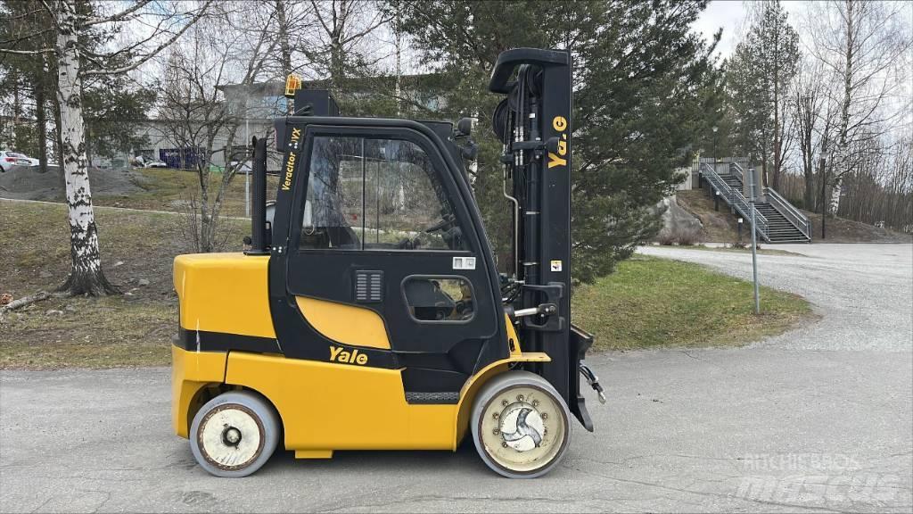 Yale GLP 70 GC شاحنات LPG