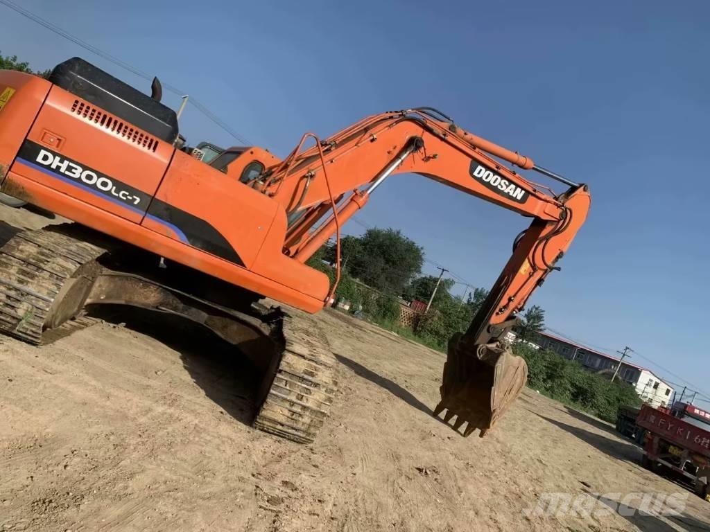 Doosan DH300 حفارات زحافة