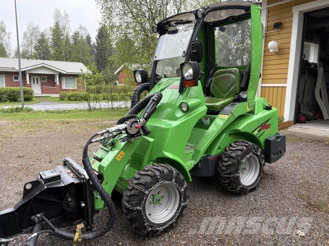 Avant 420 لوادر صغيرة