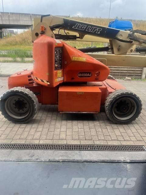 JLG M 450 AJ رافعات سلة مفصلية