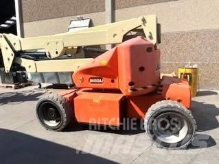 JLG M 450 AJ رافعات سلة مفصلية