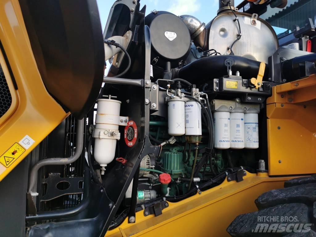 Volvo L 150 H / L150H لوادر بعجل