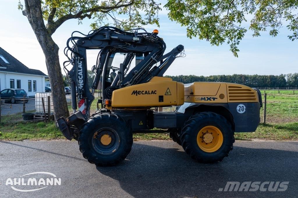 Mecalac 12 MXT حفارات بعجل