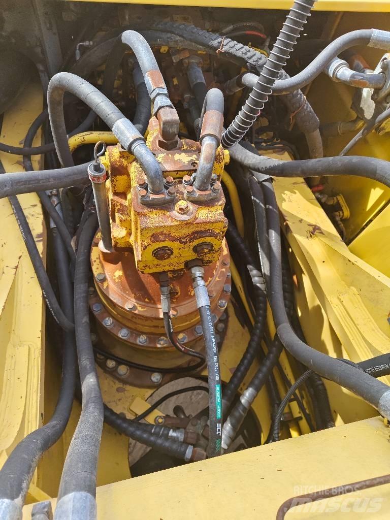 Komatsu PC 400-7 حفارات زحافة