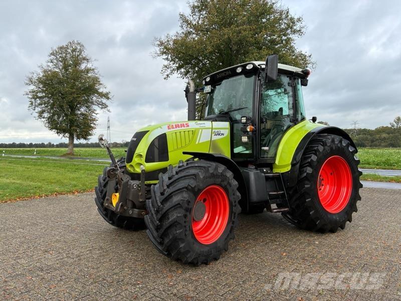 CLAAS Arion 640 الجرارات
