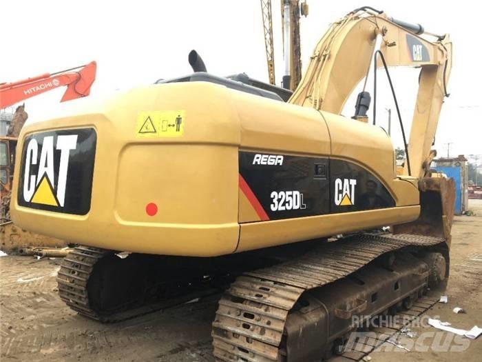 CAT 325 D حفارات زحافة