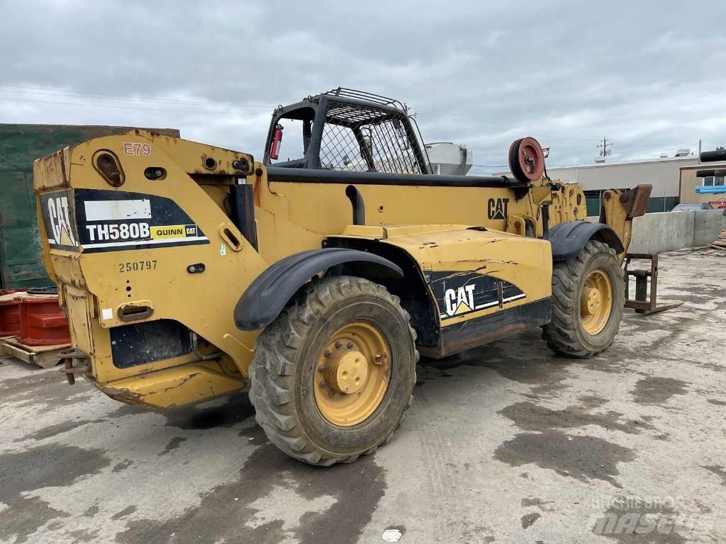 CAT TH 580 B مناولات متداخلة