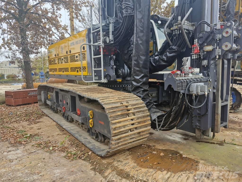 Bauer / RTG RG25-SC منصات دق خوازيق