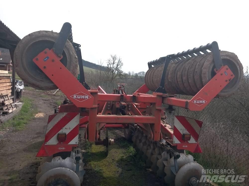 Kuhn Discover XM 2 كاسحات
