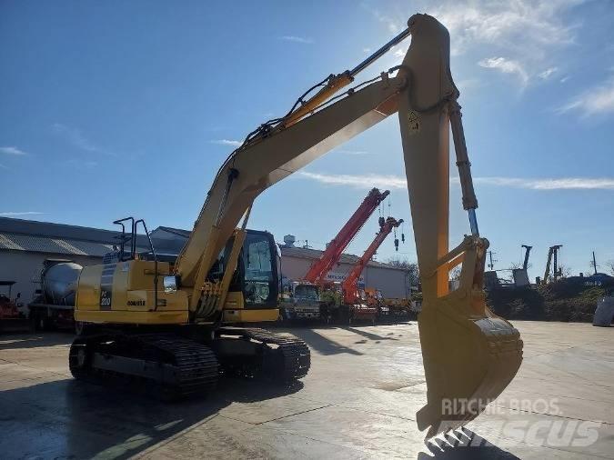 Komatsu PC 200 حفارات زحافة