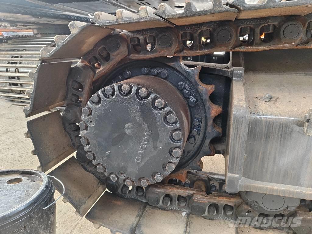 Volvo EC 380 D L حفارات زحافة