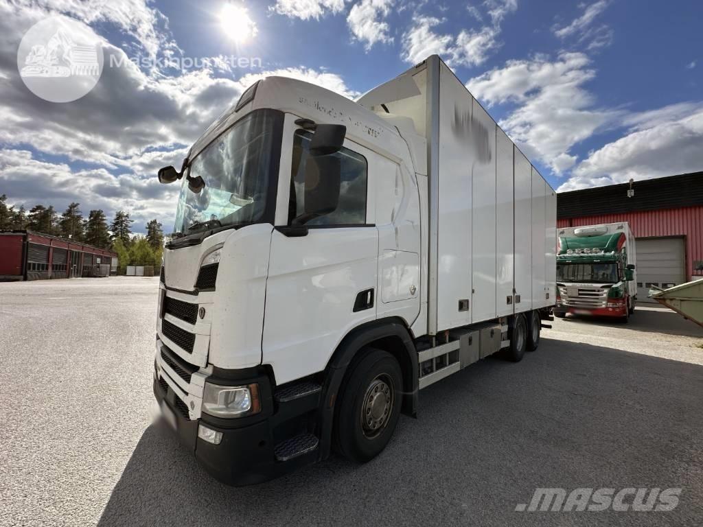 Scania R 520 شاحنات ذات هيكل صندوقي