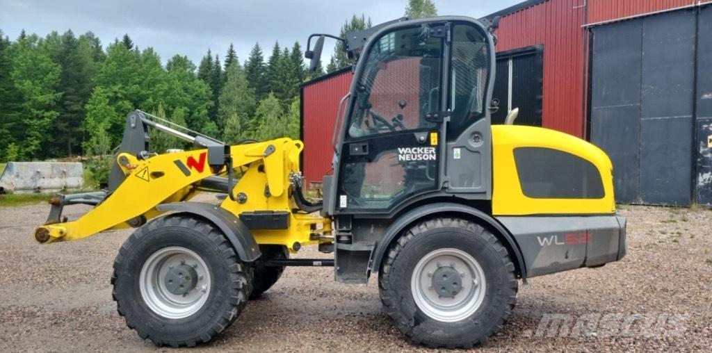Wacker Neuson WL 52 لوادر بعجل