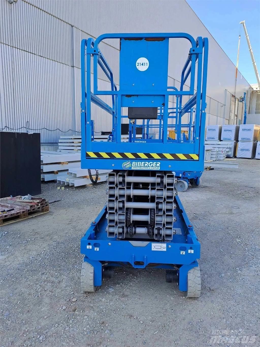 Genie GS 4047 رافعات مقصية الشكل