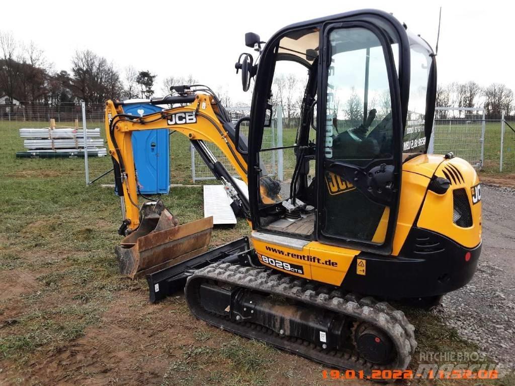 JCB 8029 CTS حفارات صغيرة أقل من 7 طن (حفارات صغيرة)