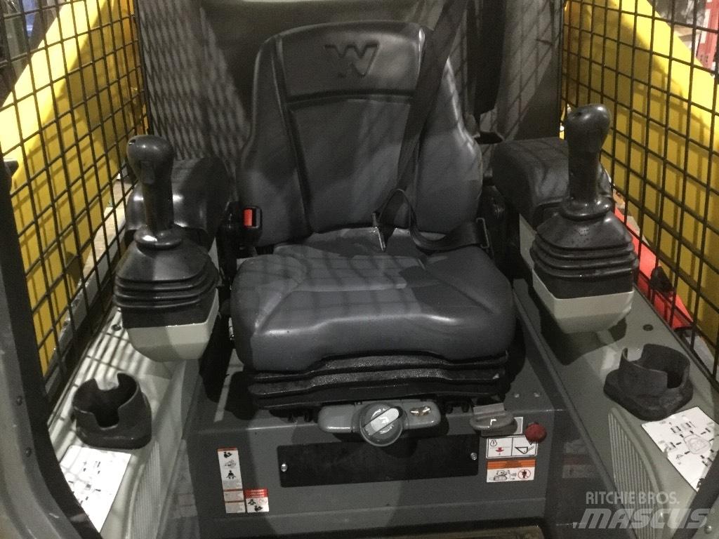 Wacker Neuson ST 31 لوادر زحافة