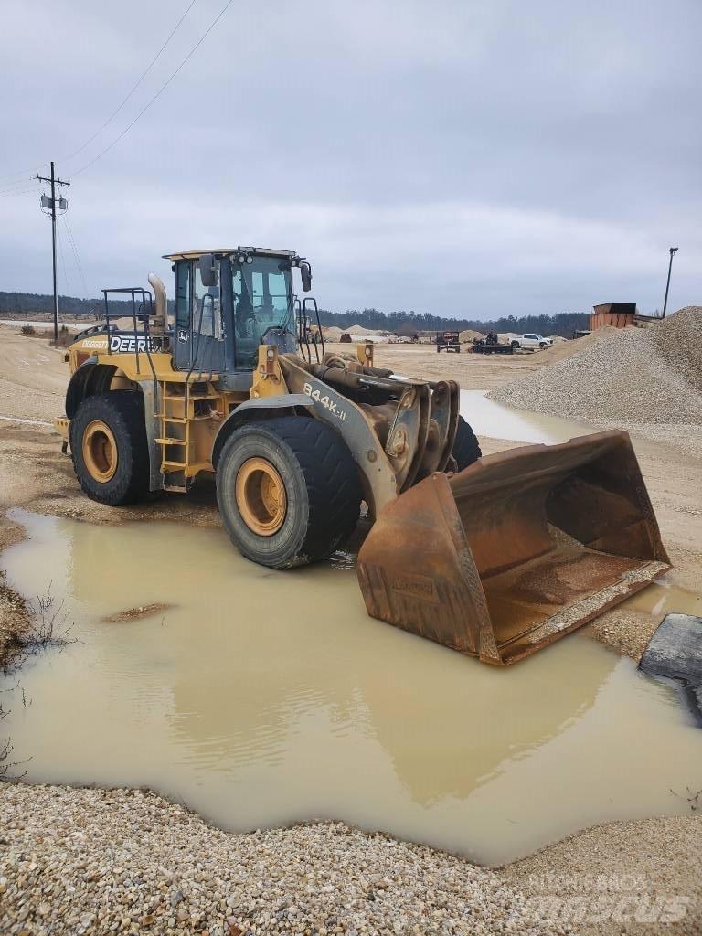 John Deere 844 K لوادر بعجل