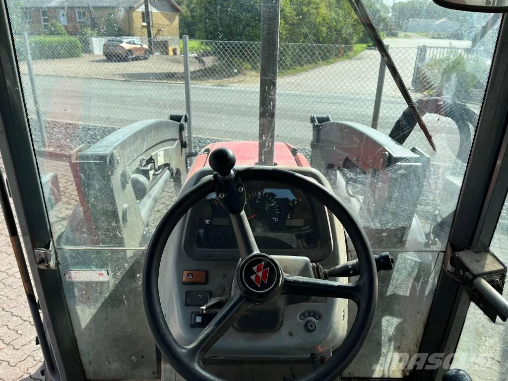 Massey Ferguson 4255 الجرارات