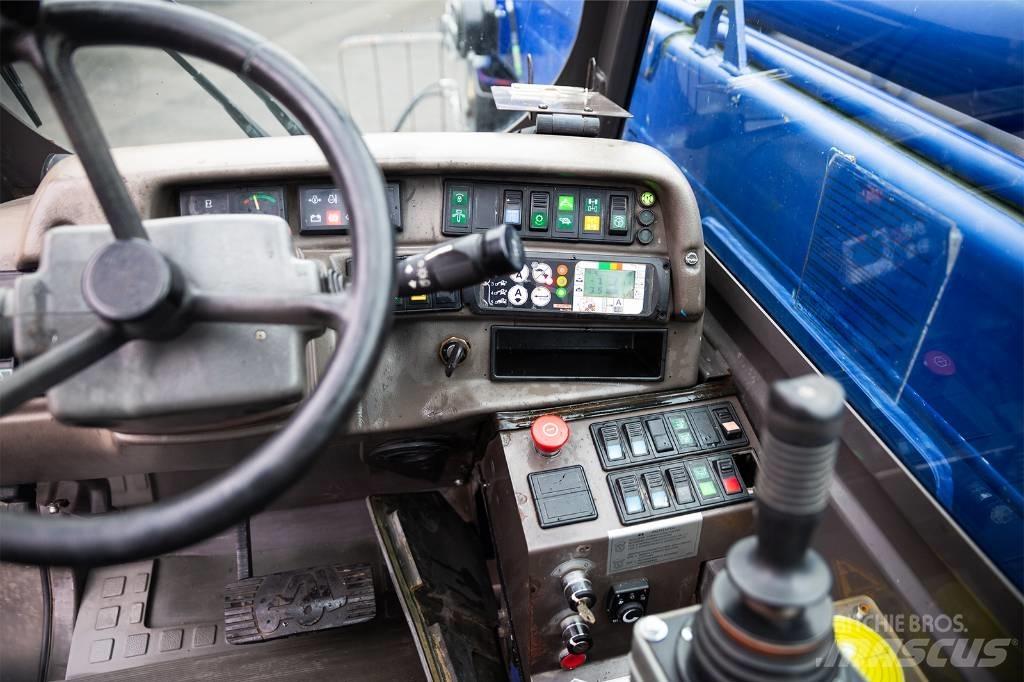 Manitou MRT 15.42 مناولات متداخلة