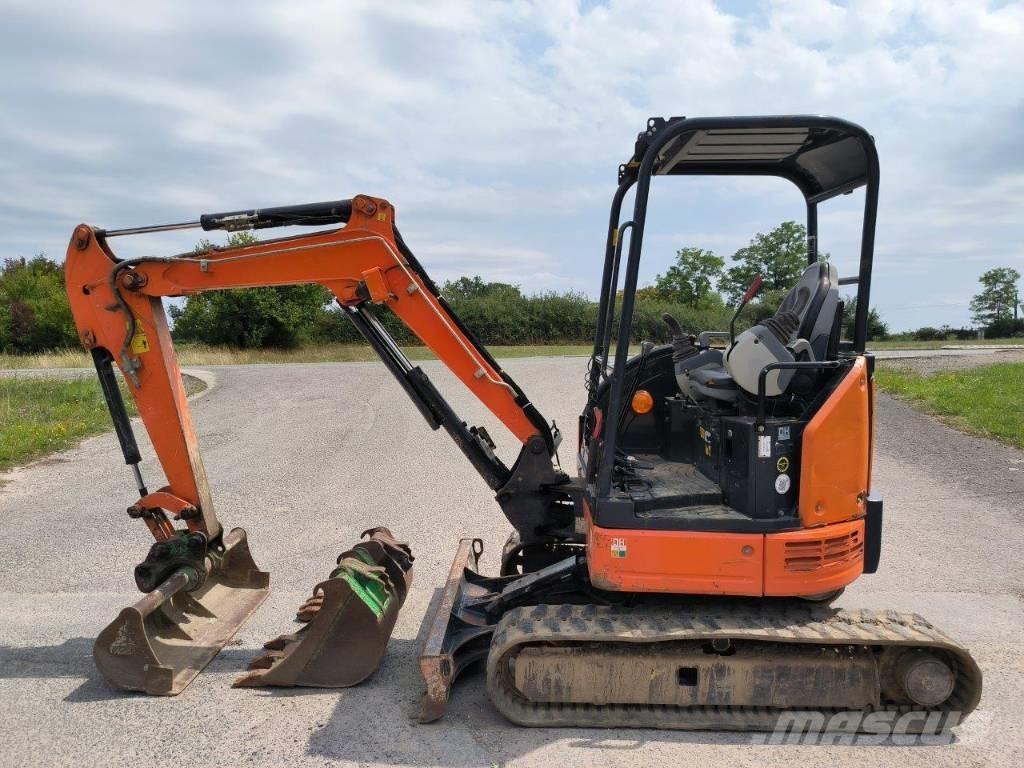 Hitachi ZX 26 U-5A حفارات صغيرة أقل من 7 طن (حفارات صغيرة)