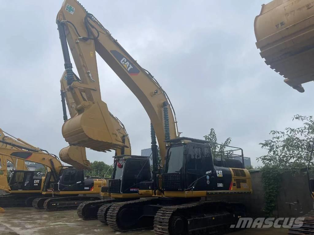 CAT 336 D حفارات زحافة